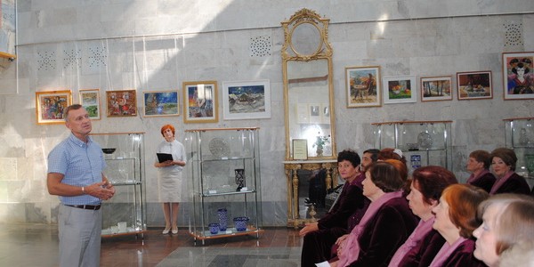 В Никольском районе 3 и 5 августа прошли мероприятия, посвященные основанию отечественного стеклоделия.