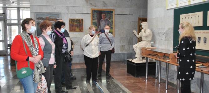 Никольский музей стекла и хрусталя посетили отдыхающие санатория «Серебряный бор»