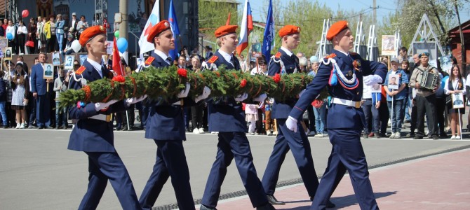 На Центральной площади города Никольска прошло торжественное мероприятие, посвященное 77-й годовщине Победы в Великой Отечественной войне 1941-1945 гг.