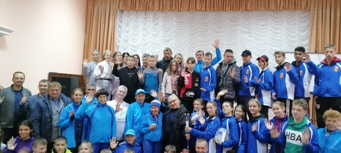 На территории города Никольск прошла международная факельная эстафета «Бег гармонии»