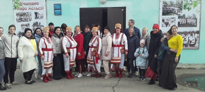 Старинное эрзянское село Карамалы посетили жители города Пенза.