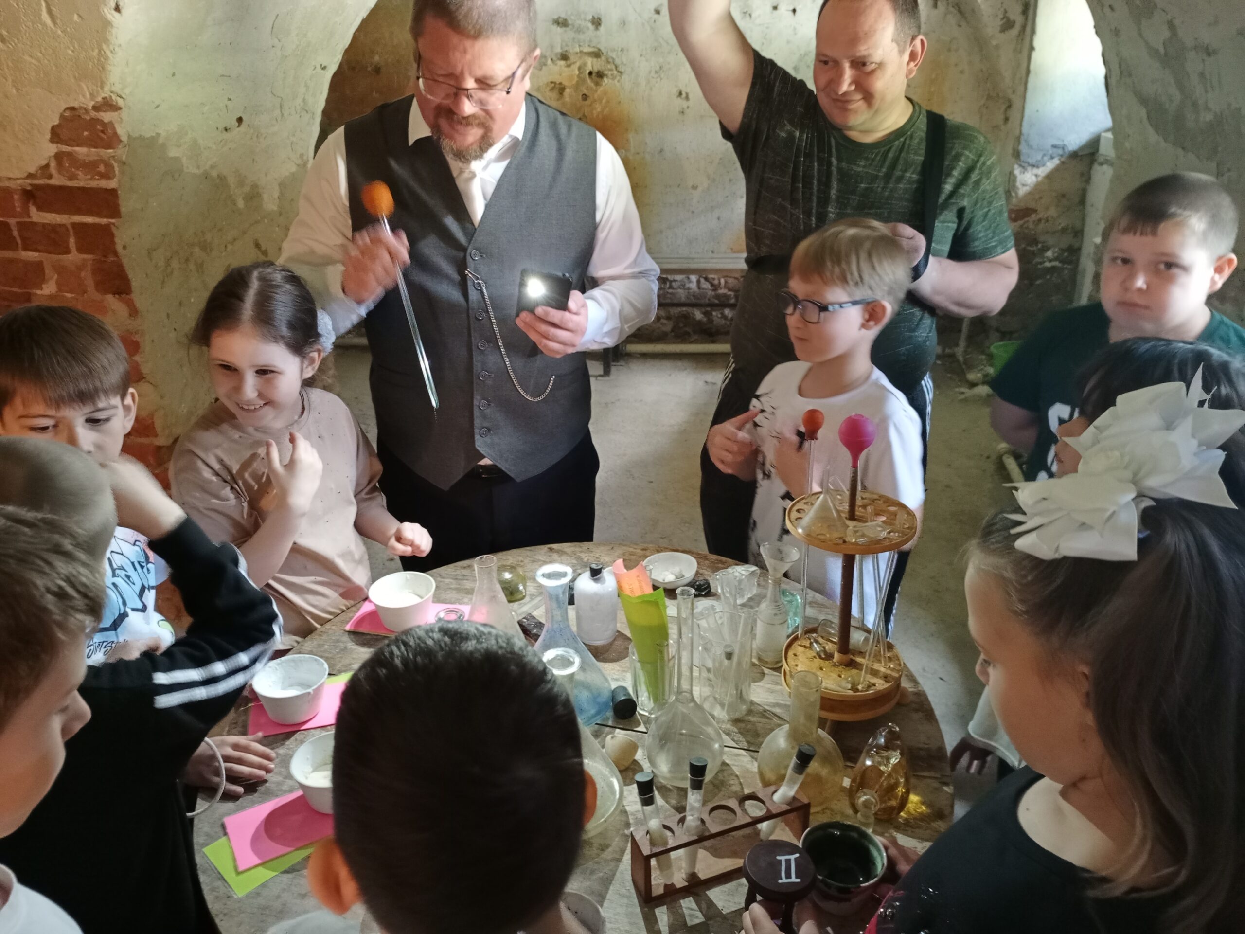 23 -24 мая в доме Бахметевых Оболенских состоялся настоящий  квестобум!